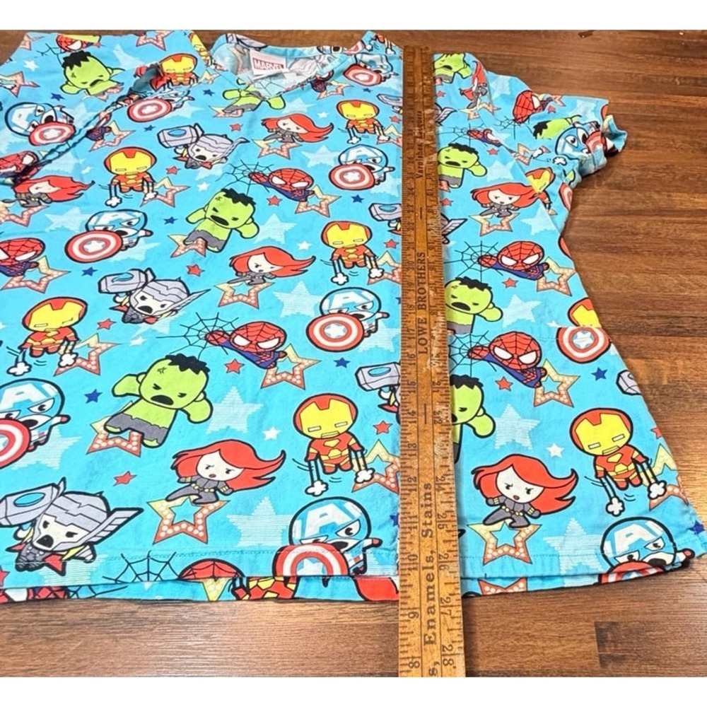Marvel nurse scrub top, size 2XL.  Uniform, Spider-Man, hulk, Avengers. - Picture 6 of 6